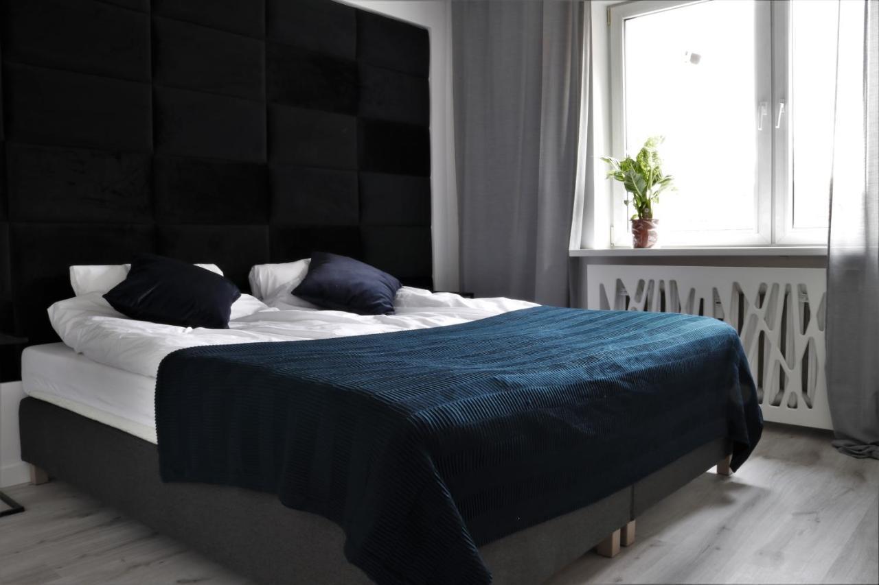 Theatre Apartment - Apartament Przy Rynku W Glogowie ภายนอก รูปภาพ